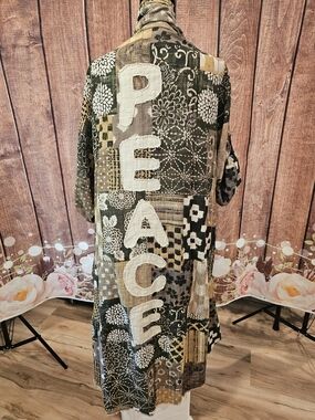I LOVE LINEN NWOT PEACE Embroidered Patchwork Kimono Jacket - Olive Green